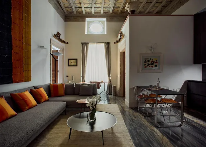 Palazzo Delle Pietre - Luxury Apartments Roma